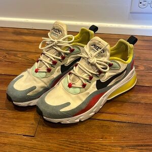 Nike Wmns Air Max 270 React ‘Bauhaus’